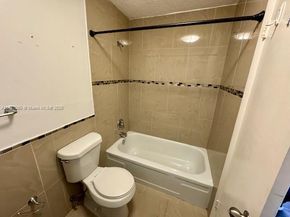 2029 NW 46th Ave E202, Lauderhill FL 33313
