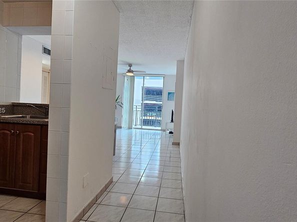 501 SW 1st St 507, Miami FL 33130