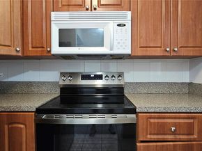 501 SW 1st St 507, Miami FL 33130