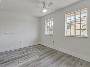 2054 NE 167th St 3122, North Miami Beach FL 33162