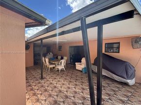 18601 SW 98th Ave, Cutler Bay FL 33157