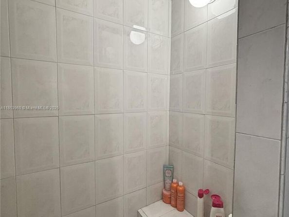 18601 SW 98th Ave, Cutler Bay FL 33157