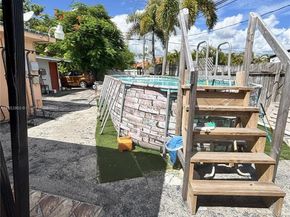 18601 SW 98th Ave, Cutler Bay FL 33157
