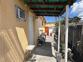 18601 SW 98th Ave, Cutler Bay FL 33157