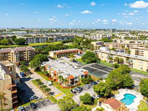 8885 Fontainebleau Blvd 205, Miami FL 33172