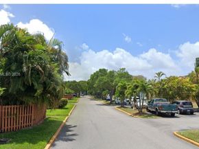 8885 Fontainebleau Blvd 205, Miami FL 33172