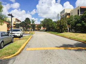 8885 Fontainebleau Blvd 205, Miami FL 33172