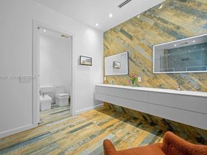 1615 NE 196th St, Miami FL 33179