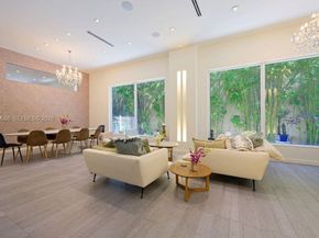 1615 NE 196th St, Miami FL 33179