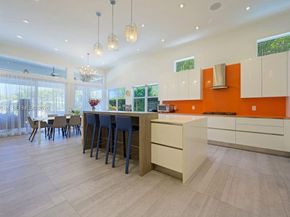 1615 NE 196th St, Miami FL 33179