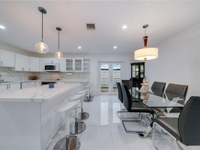 1025 NW 128th Ct, Miami FL 33182
