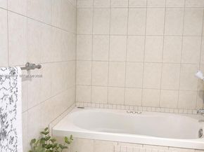 2050 Newcastle C 2050, Boca Raton FL 33434