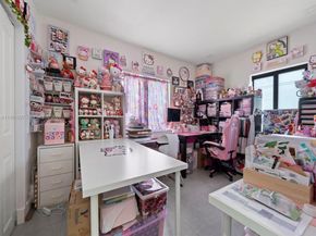 252 E 36th St, Hialeah FL 33013