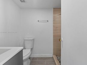 252 E 36th St, Hialeah FL 33013