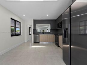 252 E 36th St, Hialeah FL 33013