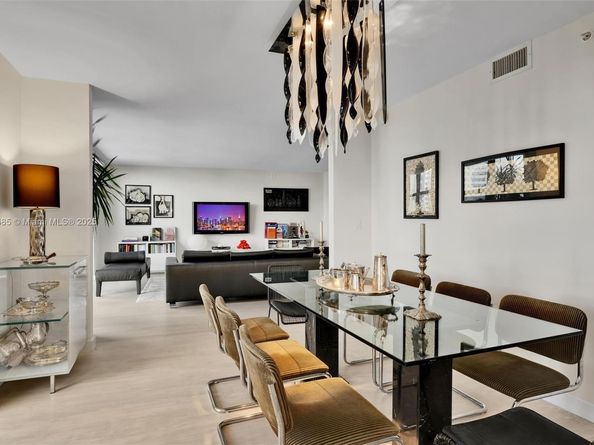 9 Island Ave 614, Miami Beach FL 33139