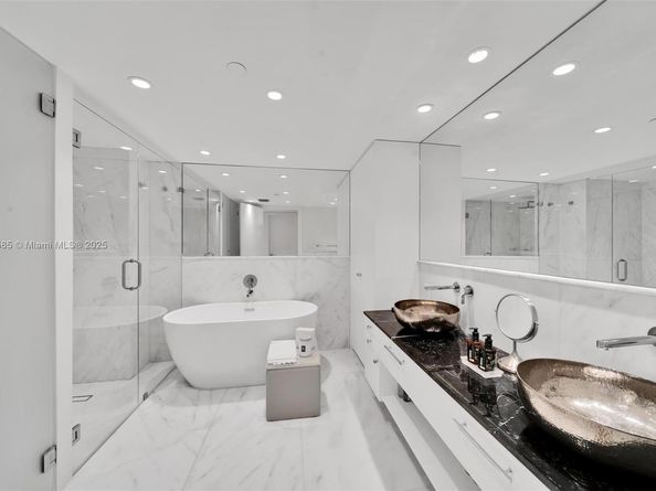 9 Island Ave 614, Miami Beach FL 33139