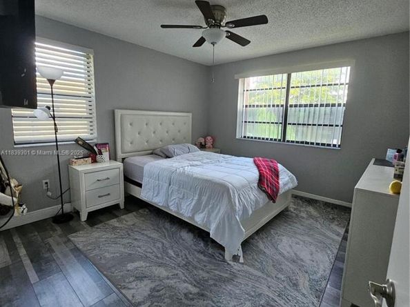 8600 NW 34th Pl B208, Sunrise FL 33351