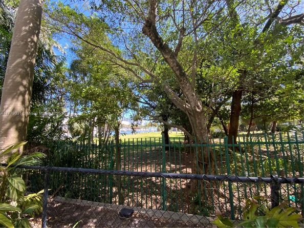 1861 NW S River Dr 803, Miami FL 33125