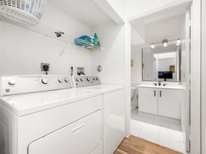 733 NW 170th Ter, Pembroke Pines FL 33028