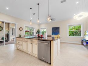1487 Blue Jay Cir, Weston FL 33327