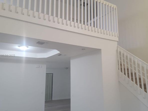 571 SE 37th Pl, Homestead FL 33033