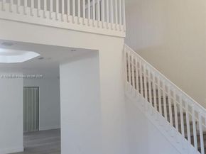 571 SE 37th Pl, Homestead FL 33033