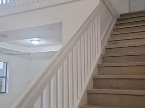 571 SE 37th Pl, Homestead FL 33033