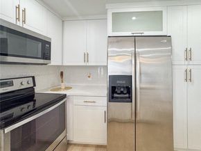 2933 NW 48th Ter, Miami FL 33142