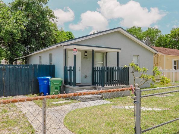 1730 NW 58th St, Miami FL 33142
