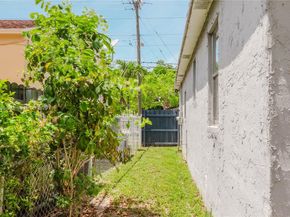 1730 NW 58th St, Miami FL 33142
