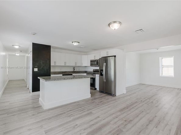 1730 NW 58th St, Miami FL 33142