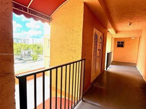 199 SW 12th Ave 404A, Miami FL 33130