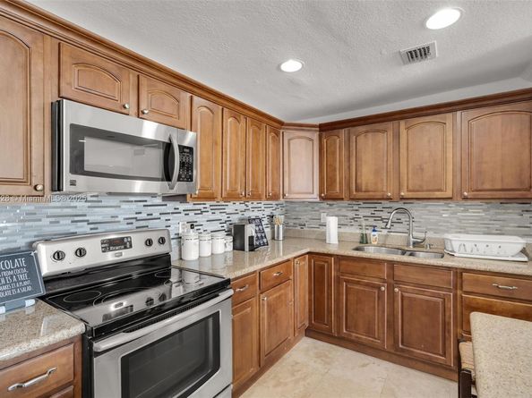 6801 Indian Creek Dr 804, Miami Beach FL 33141