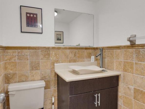 6801 Indian Creek Dr 804, Miami Beach FL 33141