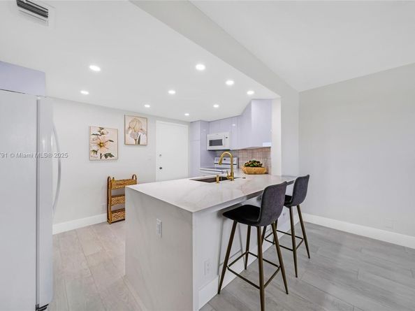 2100 S Ocean Dr 5B, Fort Lauderdale FL 33316