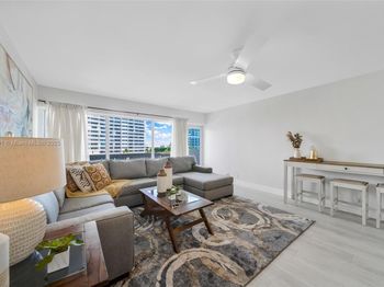 2100 S Ocean Dr