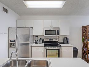 9766 NW 47th Ter 166, Doral FL 33178