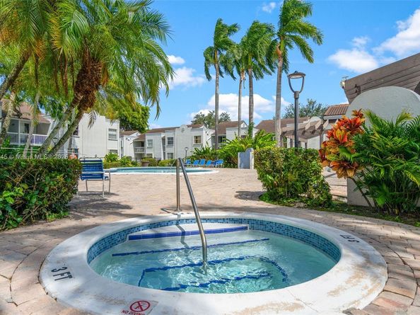 9766 NW 47th Ter 166, Doral FL 33178