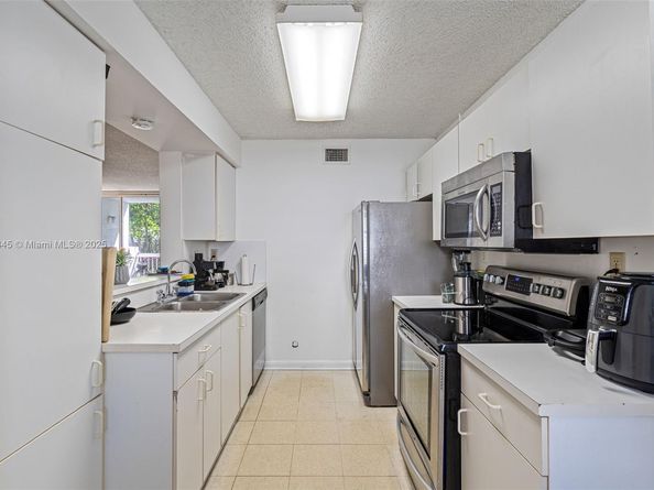 9766 NW 47th Ter 166, Doral FL 33178