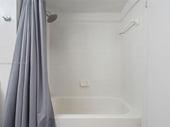 9766 NW 47th Ter 166, Doral FL 33178