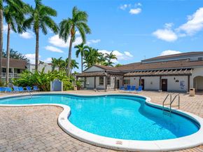 9766 NW 47th Ter 166, Doral FL 33178