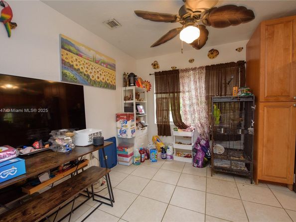 926 NW 3rd Ave, Homestead FL 33030