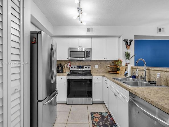 12178 Saint Andrews Pl 205, Miramar FL 33025