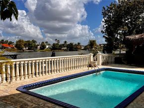 15321 SW 59th St, Miami FL 33193
