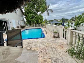 15321 SW 59th St, Miami FL 33193