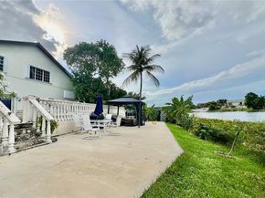 15321 SW 59th St, Miami FL 33193