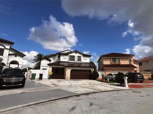 15321 SW 59th St, Miami FL 33193