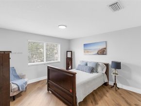 1994 NW 169th Ave, Pembroke Pines FL 33028