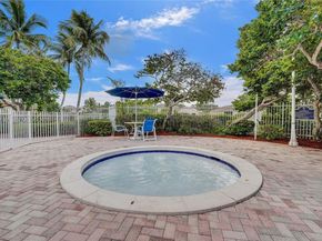 1994 NW 169th Ave, Pembroke Pines FL 33028